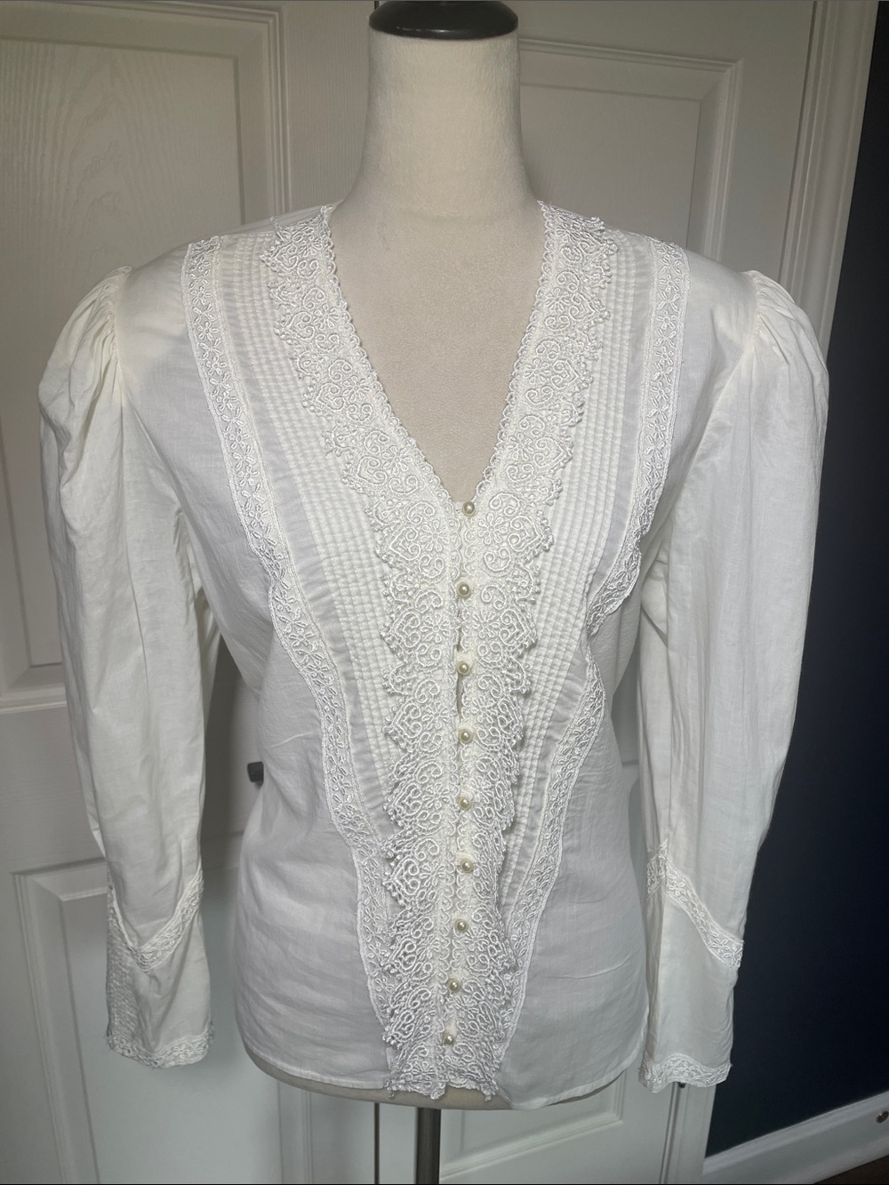 Vintage 1980s Scott McClintock White Lace Victorian Blouse Prairie Cottage Sz 12